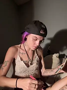 ittybittymeryssa online show from 9, 11, 2025