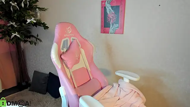 Sylvia Ortiz online show from 17, 12, 2025