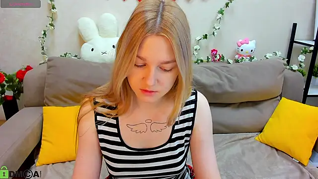 Sylvia Ortiz online show from 25, 2, 2026