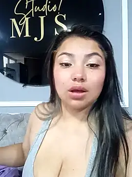 AbbieJoness   online show from 19, 11, 2025