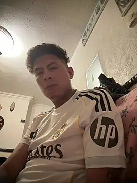 Snapshot of Dario12345z chatting on 3, 3, 2026 Dario12345z online show from 3, 3, 2026