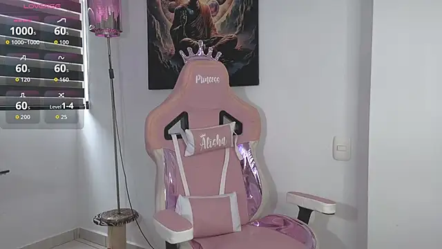 isabella pearl  online show from 13, 2, 2026