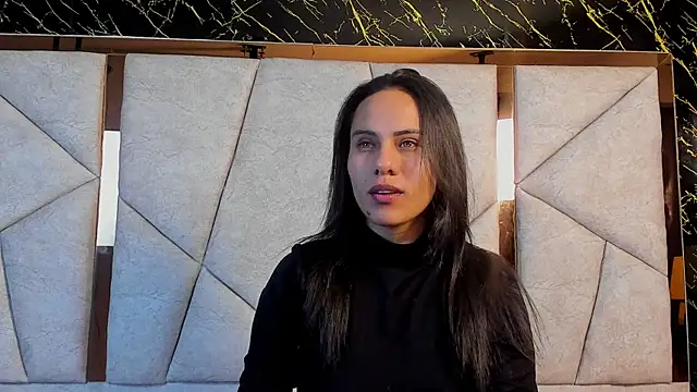 Snapshot of Maddy-Johnson- chatting on 10, 9, 2025 Maddy-Johnson- online show from 10, 9, 2025