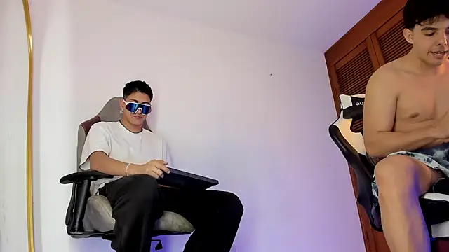 sotooliver3 online show from 2, 12, 2025