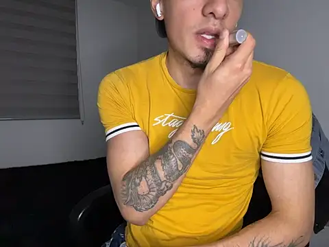 Juliopaspi online show from 16, 4, 2026