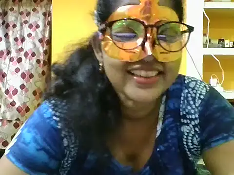 Snapshot of kavya1 chatting on 19, 9, 2025 kavya1 online show from 19, 9, 2025