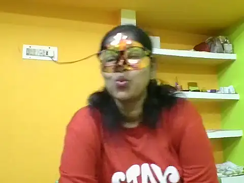 Snapshot of kavya1 chatting on 21, 9, 2025 kavya1 online show from 21, 9, 2025