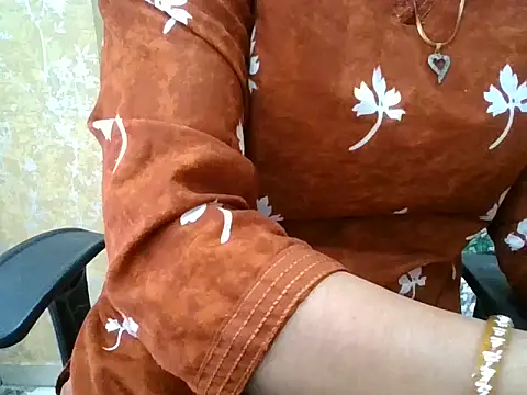 Snapshot of Roshani_hoty chatting on 22, 5, 2026 Roshani hoty online show from 22, 5, 2026