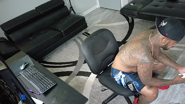 Snapshot of SLANGONDEMHOES chatting on 15, 9, 2025 SLANGONDEMHOES online show from 15, 9, 2025