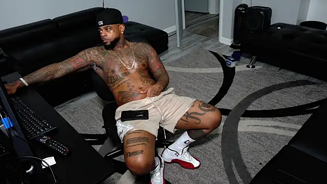 SLANGONDEMHOES online show from 12, 2, 2026