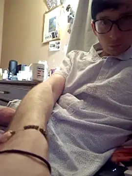 Snapshot of mresquared chatting on 6, 3, 2026 mresquared online show from 6, 3, 2026