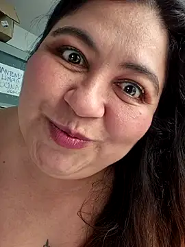 curvy diva  online show from 23, 10, 2025