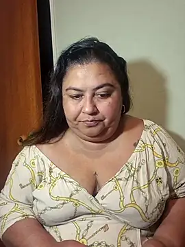 curvy diva  online show from 29, 3, 2026