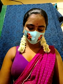 mini-queen online show from 15, 10, 2025