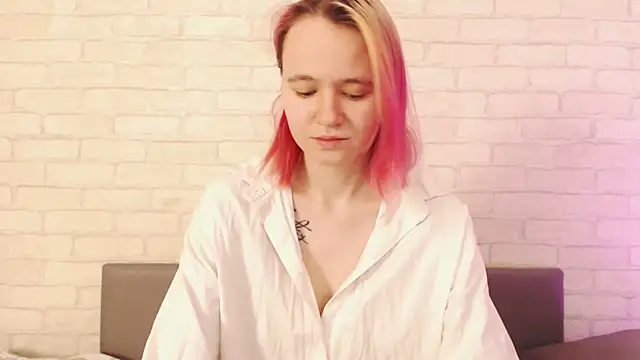 Ericha Stone online show from 27, 11, 2025