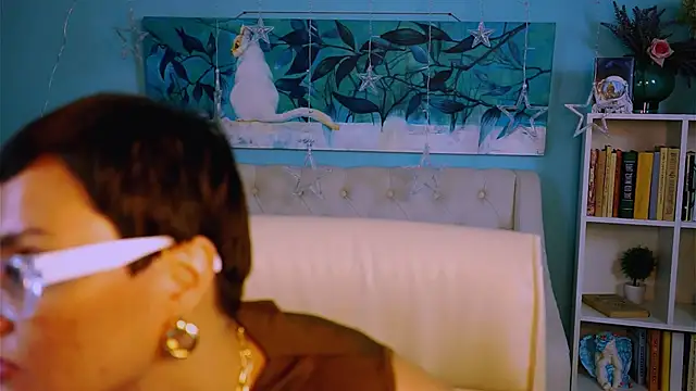 LauraDavidsons online show from 19, 9, 2025