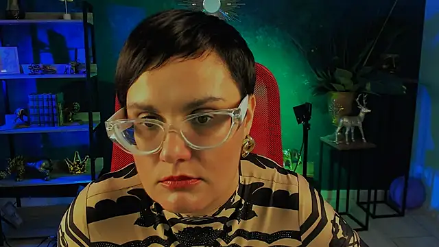 LauraDavidsons online show from 5, 12, 2025