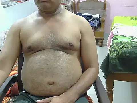 Snapshot of funamit830 chatting on 25, 4, 2026 funamit830 online show from 25, 4, 2026