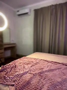 YourLittleDevil online show from 16, 10, 2025