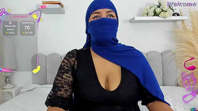 Snapshot of Kadira_ chatting on 4, 10, 2025 Kadira online show from 4, 10, 2025