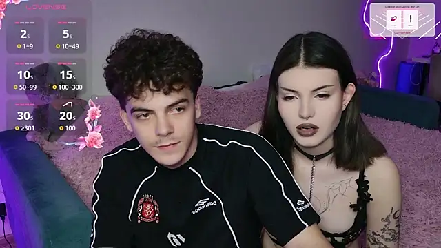 Alice18James online show from 5, 10, 2025