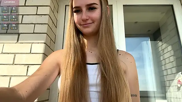 SweetJinny88 online show from 8, 10, 2025