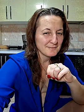 Fluturas2 online show from 14, 11, 2025