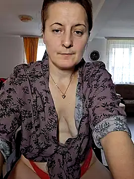 Fluturas2 online show from 27, 11, 2025