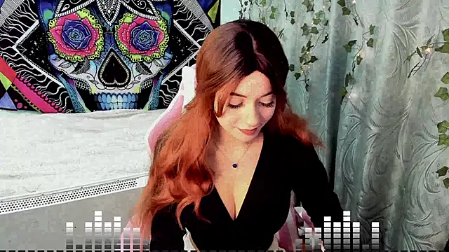 Snapshot of mona_fly chatting on 12, 10, 2025 mona fly online show from 12, 10, 2025