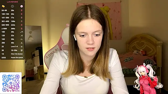 VibeQueenLucy online show from 14, 10, 2025