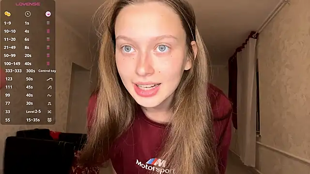 Snapshot of CharlynDini chatting on 22, 9, 2025 CharlynDini online show from 22, 9, 2025