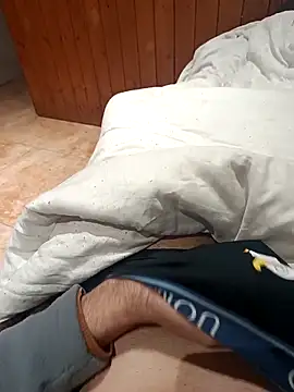 Snapshot of Angelmilf69 chatting on 15, 12, 2025 Angelmilf69 online show from 15, 12, 2025