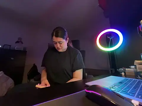 Snapshot of Prill940 chatting on 2, 2, 2026 Prill940 online show from 2, 2, 2026