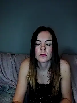 Snapshot of SexyLoLoUK chatting on 26, 11, 2025 SexyLoLoUK online show from 26, 11, 2025