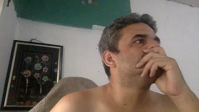 Snapshot of Katracho6969 chatting on 19, 4, 2026 Katracho6969 online show from 19, 4, 2026