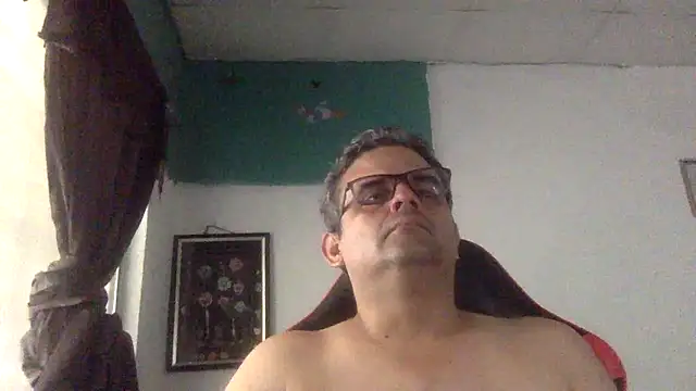 Snapshot of Katracho6969 chatting on 25, 4, 2026 Katracho6969 online show from 25, 4, 2026