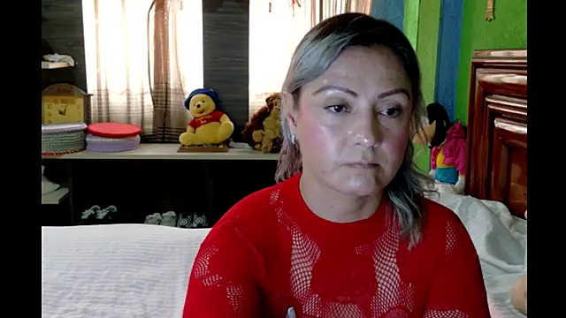 Snapshot of _Charlize_theron_ chatting on 13, 5, 2026 Charlize theron online show from 13, 5, 2026