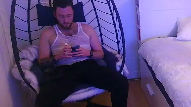 Snapshot of Keviios chatting on 30, 11, 2025 Keviios online show from 30, 11, 2025
