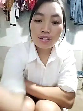 susu-00 online show from 4, 10, 2025