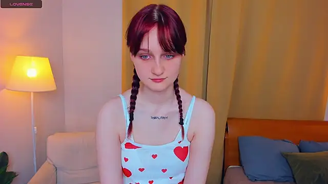 KatyKufel online show from 18, 10, 2025