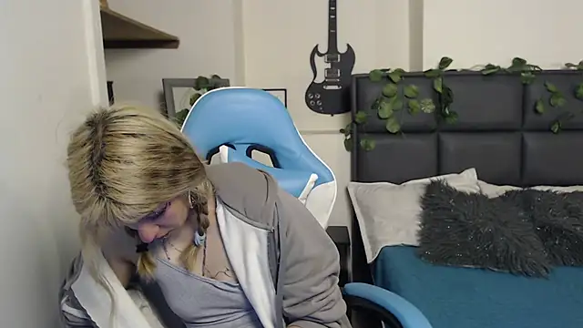 Amnesia  online show from 3, 12, 2025