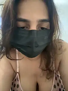 aisha1630 online show from 11, 9, 2025