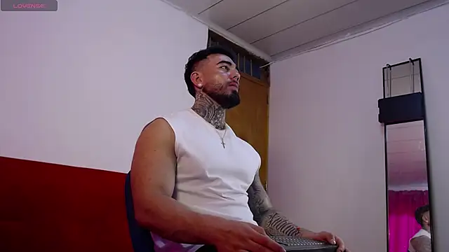 tommyblessd1 online show from 25, 6, 2026