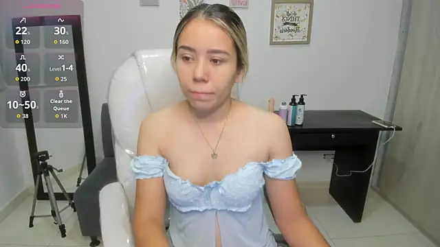 Aiilyn Ds online show from 26, 9, 2025