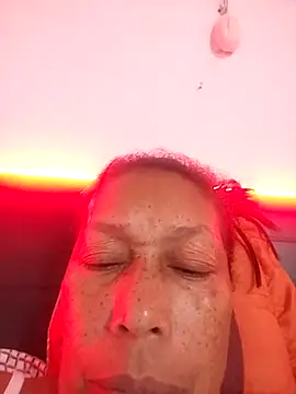 Naomi-Mature online show from 14, 12, 2025