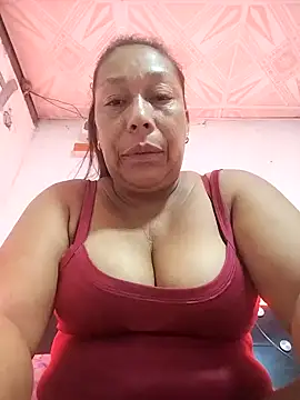 Naomi-Mature online show from 1, 4, 2026