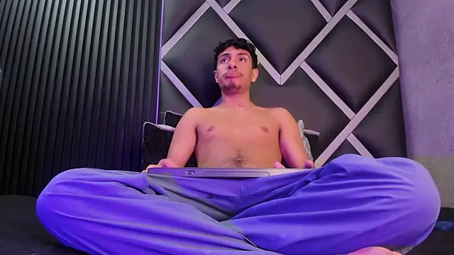 Snapshot of maximiliano_jam chatting on 19, 9, 2025 maximiliano jam online show from 19, 9, 2025