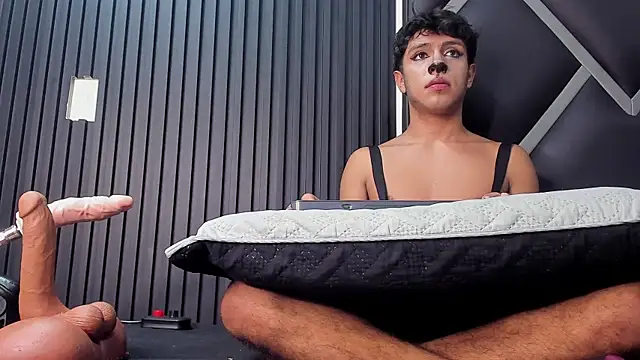 Snapshot of maximiliano_jam chatting on 8, 10, 2025 maximiliano jam online show from 8, 10, 2025