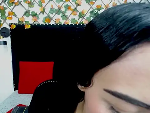 Snapshot of valerythompsonper chatting on 7, 1, 2026 valerythompsonper online show from 7, 1, 2026