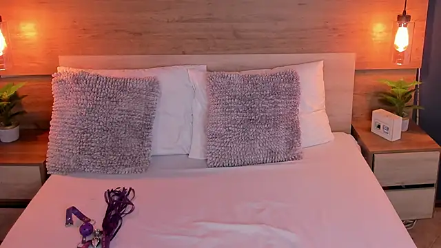 SusanAdams1 online show from 22, 11, 2025